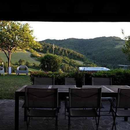Casa Vacanze Colonnata Gubbio Exterior foto