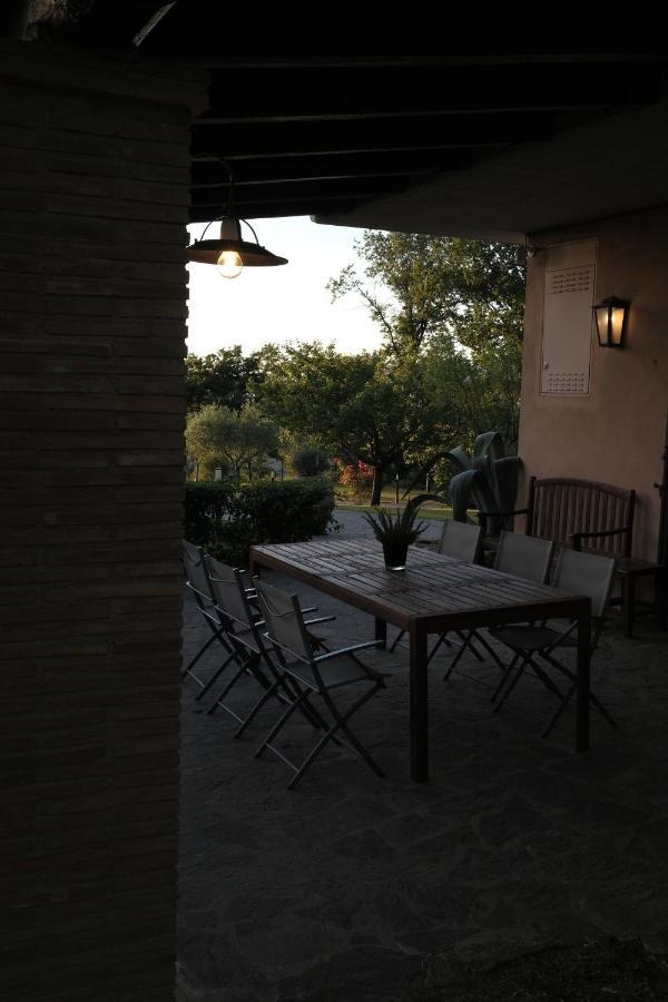 Casa Vacanze Colonnata Gubbio Exterior foto